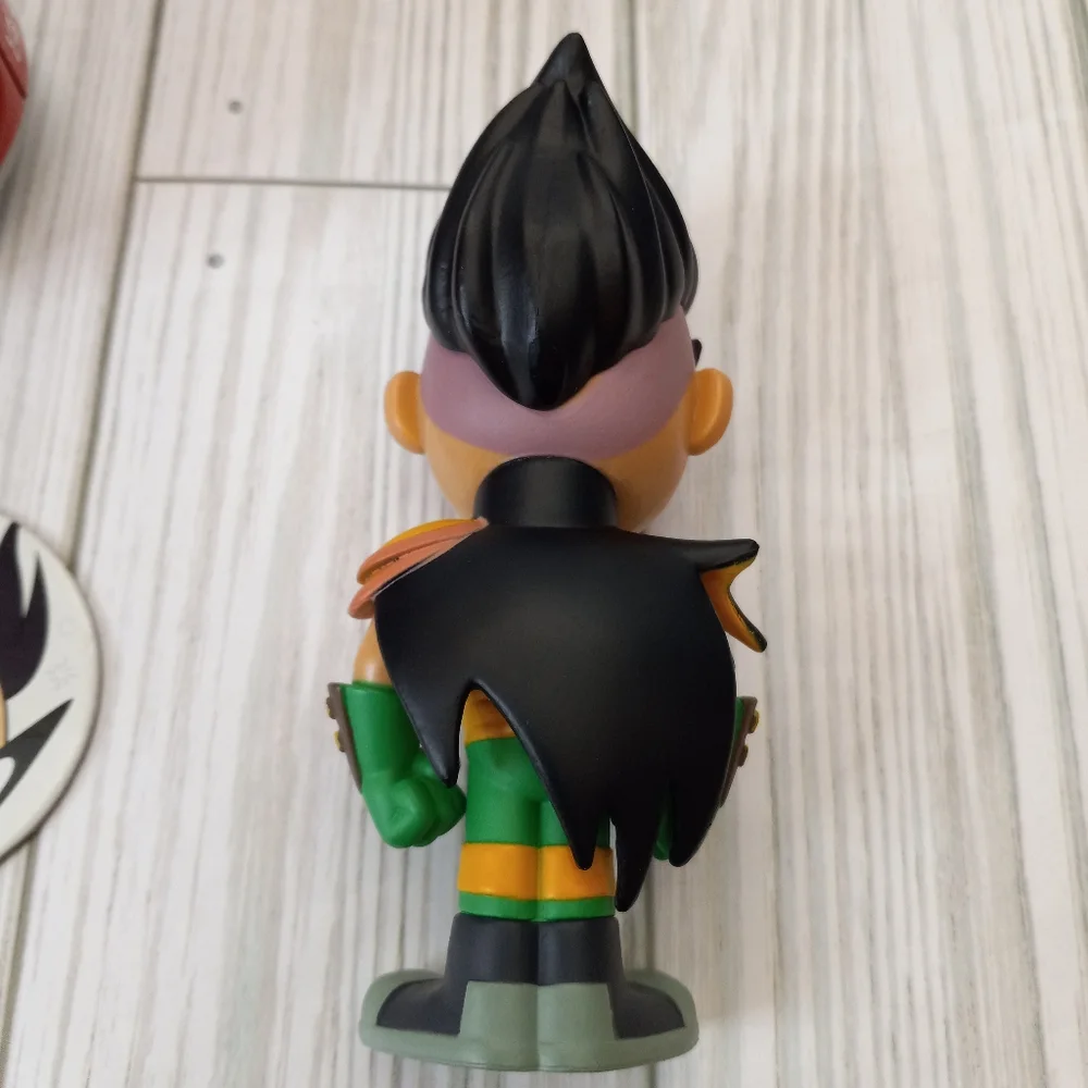 Funko Robin Teen Titans Go! Vinyl Soda Figure